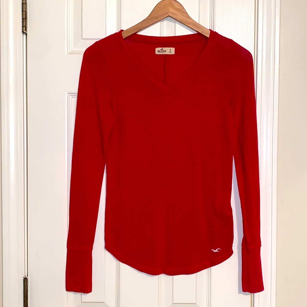 3 for $10 ❤️ Long Sleeve Red Hollister Top